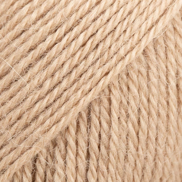 DROPS Alpaca uni 302 - camel