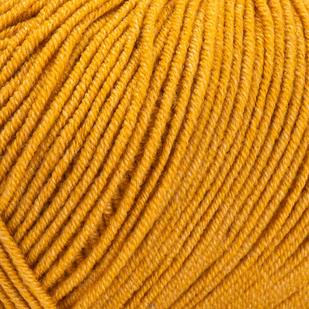 Jeans YarnArt 84 detail