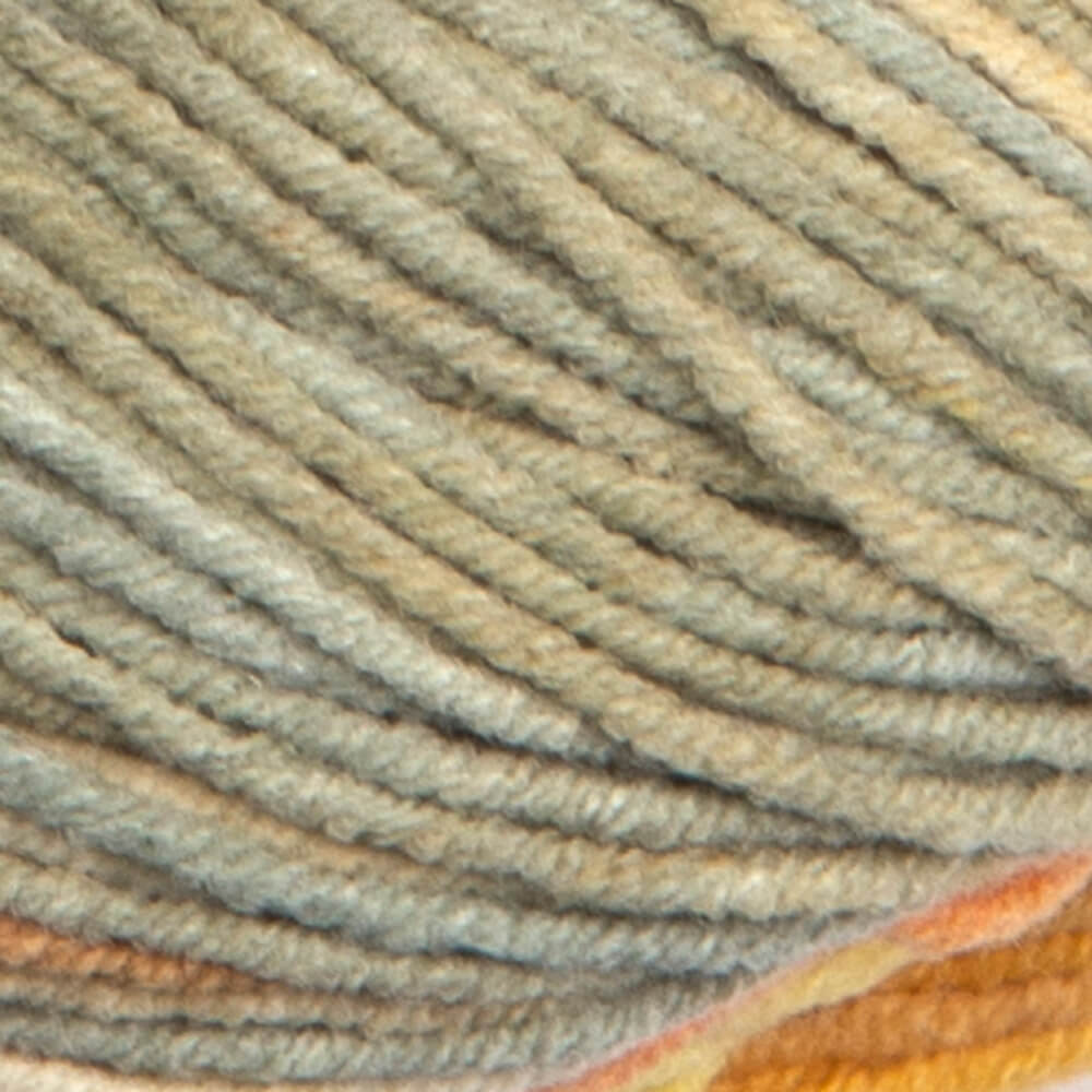 Jeans crazy YarnArt 8210 detail
